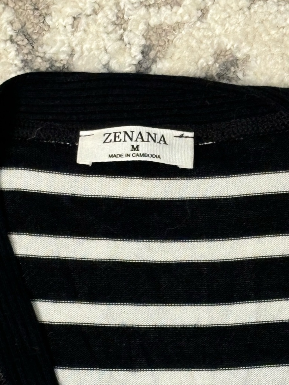 Striped V-Neck Lightweight Women's Cardigan, size Medium - Picture 4 of 6